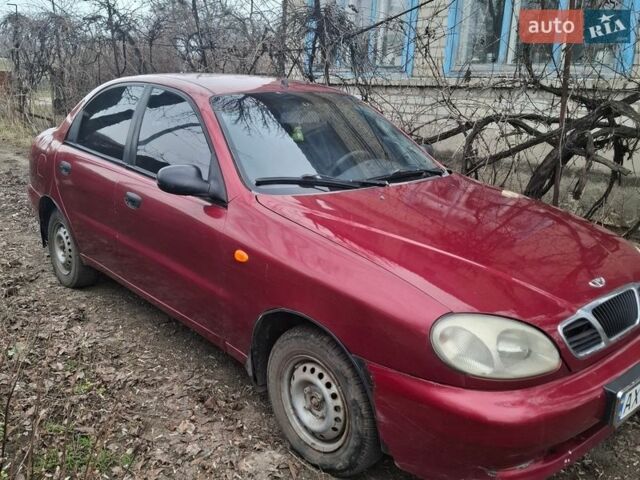 Червоний Деу Сенс, об'ємом двигуна 1.3 л та пробігом 71 тис. км за 2000 $, фото 1 на Automoto.ua