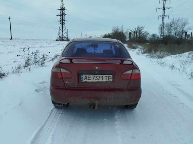 Червоний Деу Сенс, об'ємом двигуна 1.5 л та пробігом 198 тис. км за 2600 $, фото 1 на Automoto.ua
