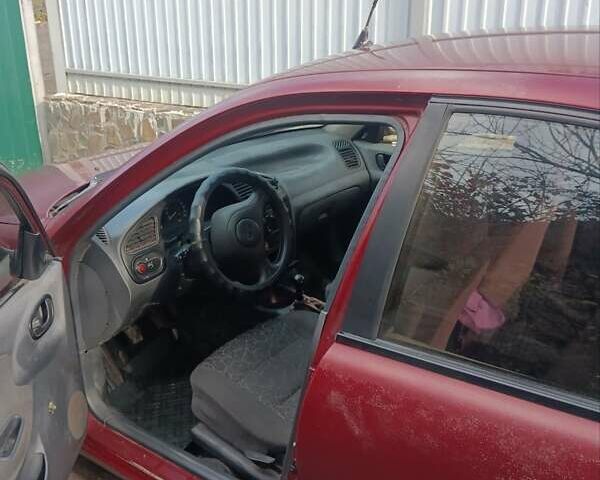 Дэу Сенс 2004 в Хмельнике на Automoto.ua Красный Дэу Сенс, объемом двигателя 0 л и пробегом 245 тыс. км за 800 $, фото 1 на Automoto.ua