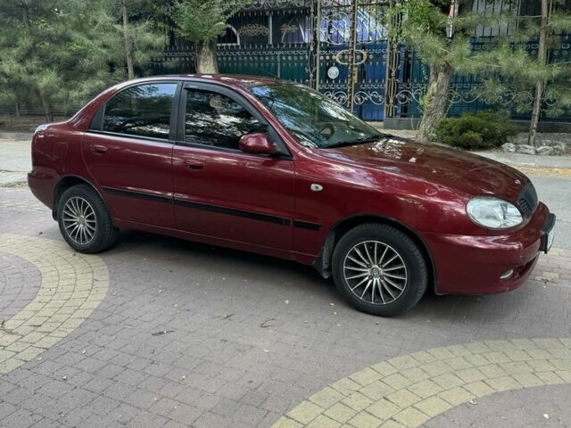 Красный Дэу Сенс, объемом двигателя 1.3 л и пробегом 170 тыс. км за 2000 $, фото 1 на Automoto.ua