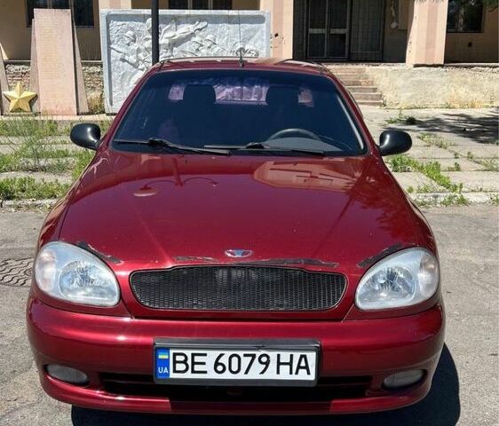 Красный Дэу Сенс, объемом двигателя 1.5 л и пробегом 232 тыс. км за 2500 $, фото 1 на Automoto.ua