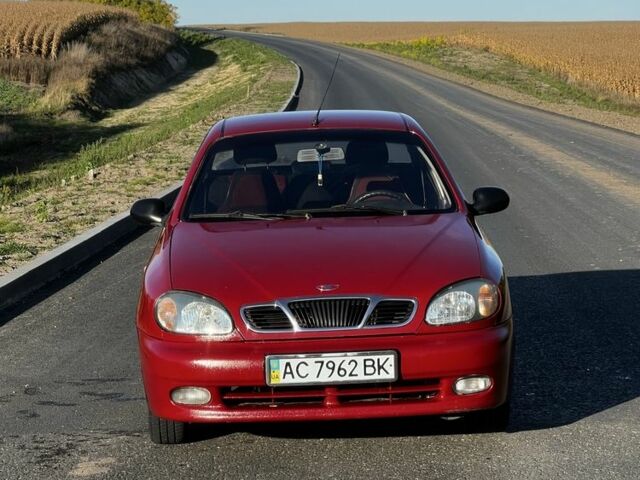 Красный Дэу Сенс, объемом двигателя 1.3 л и пробегом 205 тыс. км за 2106 $, фото 1 на Automoto.ua