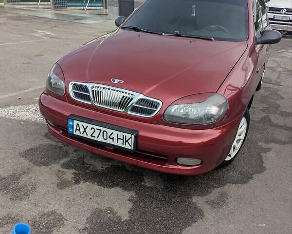 Красный Дэу Сенс, объемом двигателя 1.3 л и пробегом 236 тыс. км за 2200 $, фото 1 на Automoto.ua