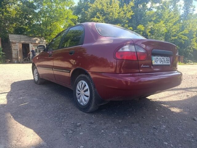 Красный Дэу Сенс, объемом двигателя 1.3 л и пробегом 267 тыс. км за 1450 $, фото 1 на Automoto.ua