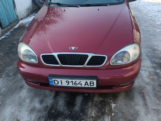 Красный Дэу Сенс, объемом двигателя 1.5 л и пробегом 240 тыс. км за 3000 $, фото 1 на Automoto.ua