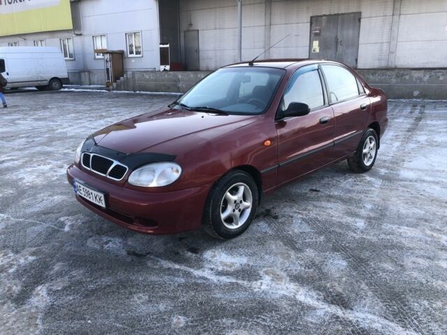 Красный Дэу Сенс, объемом двигателя 1.5 л и пробегом 200 тыс. км за 2300 $, фото 1 на Automoto.ua