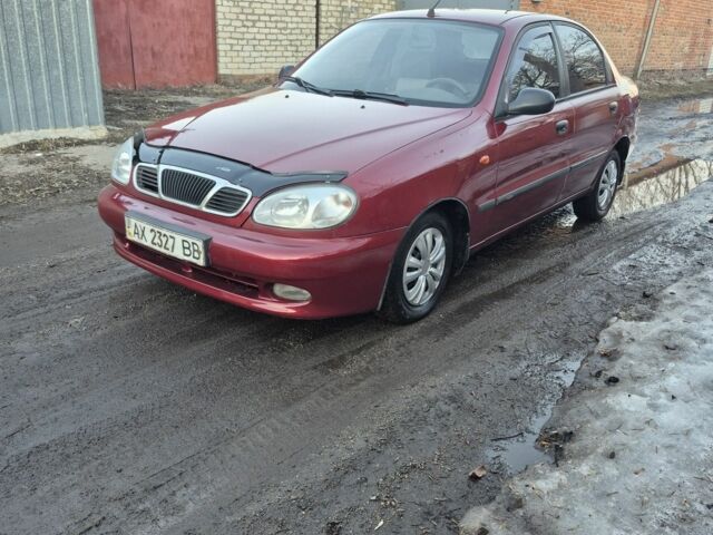 Красный Дэу Сенс, объемом двигателя 1.5 л и пробегом 220 тыс. км за 2150 $, фото 1 на Automoto.ua