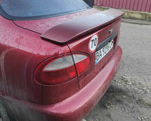 Червоний Деу Сенс, об'ємом двигуна 1.3 л та пробігом 160 тис. км за 1300 $, фото 1 на Automoto.ua