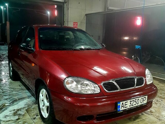 Красный Дэу Сенс, объемом двигателя 1.3 л и пробегом 198 тыс. км за 1455 $, фото 1 на Automoto.ua