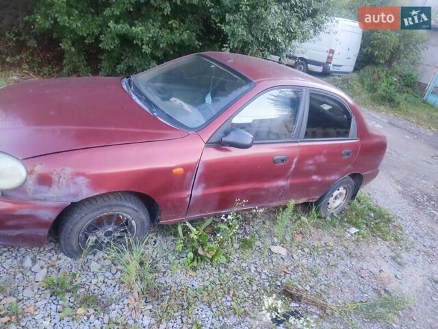 Червоний Деу Сенс, об'ємом двигуна 1.3 л та пробігом 150 тис. км за 900 $, фото 1 на Automoto.ua