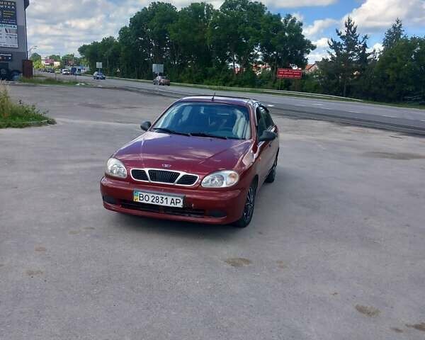 Красный Дэу Сенс, объемом двигателя 1.3 л и пробегом 270 тыс. км за 1400 $, фото 1 на Automoto.ua