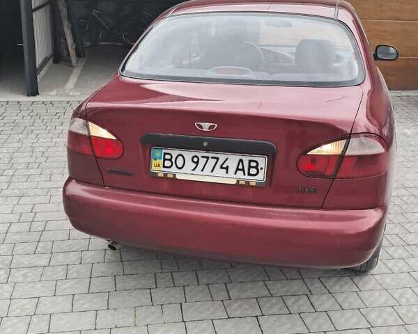 Красный Дэу Сенс, объемом двигателя 1.3 л и пробегом 252 тыс. км за 1750 $, фото 1 на Automoto.ua