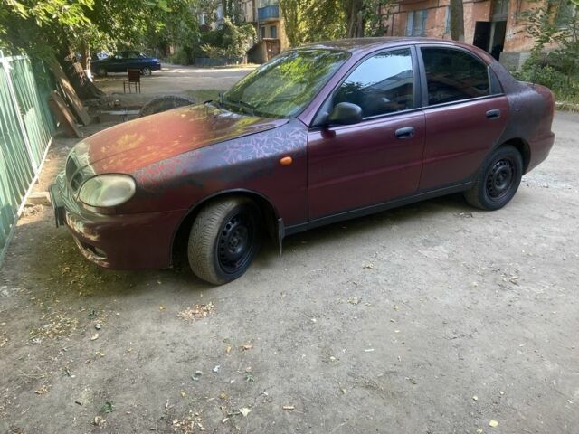 Червоний Деу Сенс, об'ємом двигуна 1.6 л та пробігом 160 тис. км за 2000 $, фото 1 на Automoto.ua