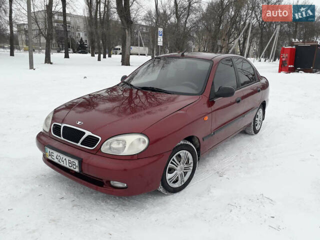 Красный Дэу Сенс, объемом двигателя 1.3 л и пробегом 130 тыс. км за 2300 $, фото 1 на Automoto.ua