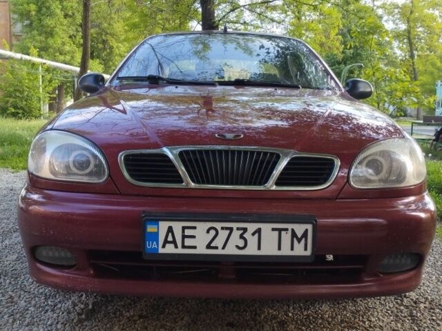 Красный Дэу Сенс, объемом двигателя 1.5 л и пробегом 176 тыс. км за 1800 $, фото 1 на Automoto.ua