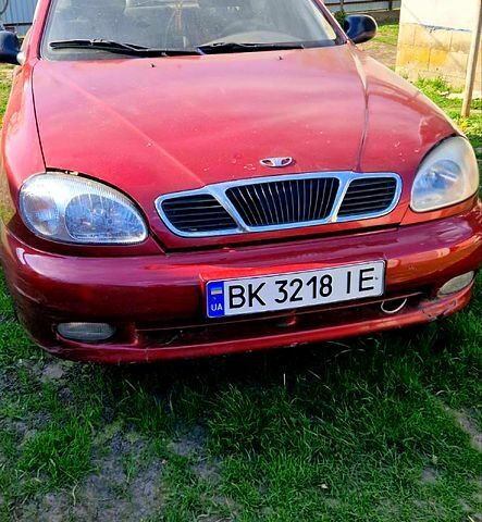 Червоний Деу Сенс, об'ємом двигуна 1.3 л та пробігом 253 тис. км за 1100 $, фото 1 на Automoto.ua
