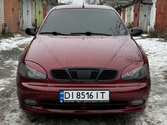 Красный Дэу Сенс, объемом двигателя 1.5 л и пробегом 199 тыс. км за 2250 $, фото 1 на Automoto.ua
