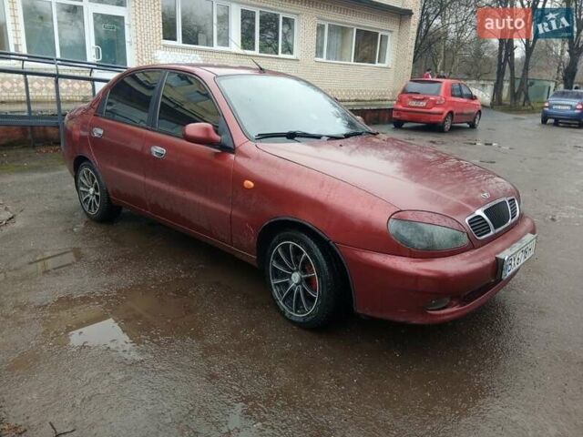 Красный Дэу Сенс, объемом двигателя 1.3 л и пробегом 195 тыс. км за 2000 $, фото 1 на Automoto.ua