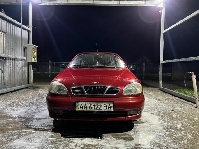 Красный Дэу Сенс, объемом двигателя 10 л и пробегом 200 тыс. км за 1400 $, фото 1 на Automoto.ua