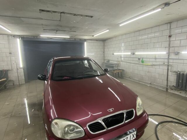 Красный Дэу Сенс, объемом двигателя 1.5 л и пробегом 320 тыс. км за 1850 $, фото 1 на Automoto.ua