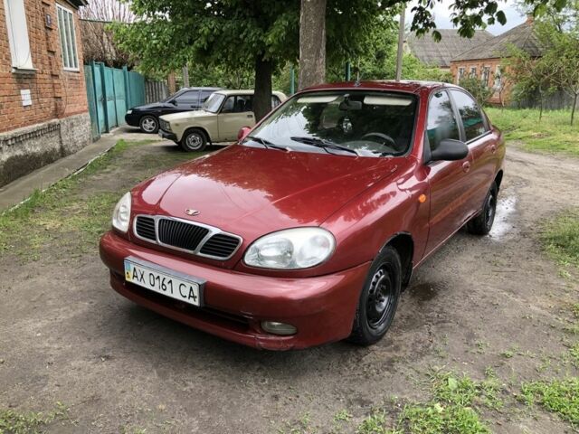 Красный Дэу Сенс, объемом двигателя 1.3 л и пробегом 330 тыс. км за 1400 $, фото 1 на Automoto.ua