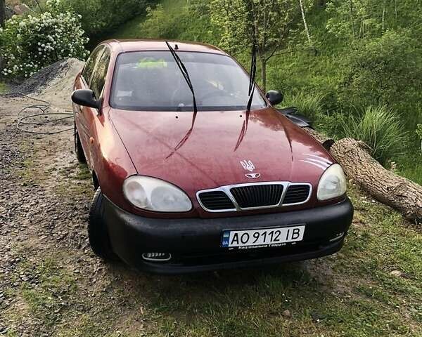 Красный Дэу Сенс, объемом двигателя 1.3 л и пробегом 260 тыс. км за 2050 $, фото 1 на Automoto.ua