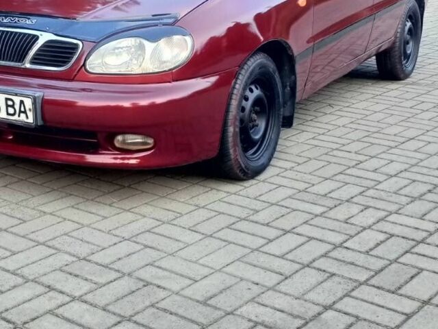 Красный Дэу Сенс, объемом двигателя 1.5 л и пробегом 220 тыс. км за 1700 $, фото 1 на Automoto.ua