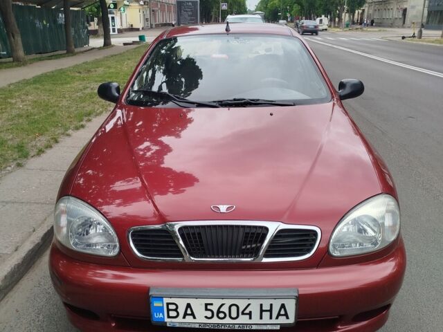 Красный Дэу Сенс, объемом двигателя 1.3 л и пробегом 140 тыс. км за 2700 $, фото 1 на Automoto.ua