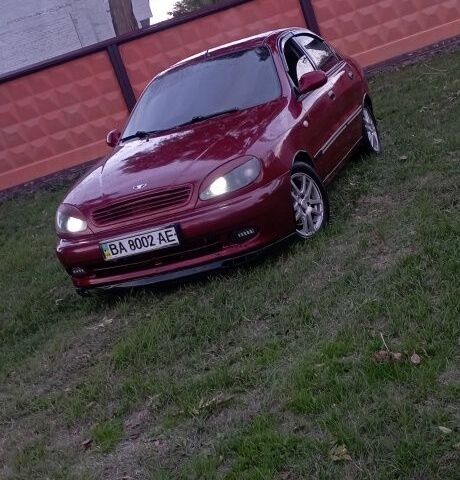 Красный Дэу Сенс, объемом двигателя 1 л и пробегом 320 тыс. км за 1799 $, фото 1 на Automoto.ua