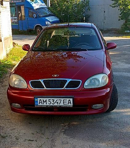 Червоний Деу Сенс, об'ємом двигуна 1.3 л та пробігом 240 тис. км за 1300 $, фото 1 на Automoto.ua