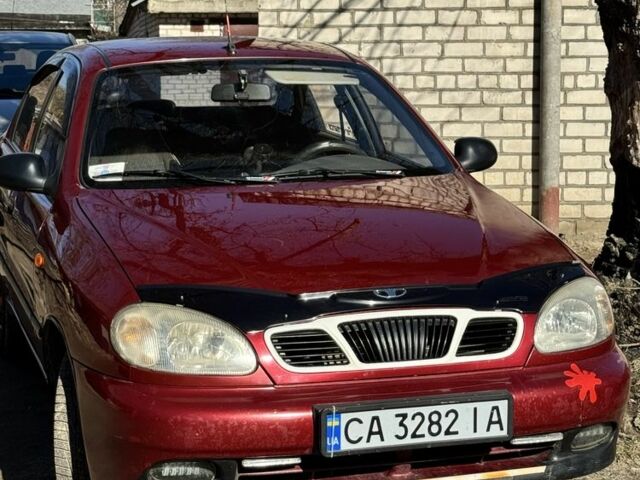 Красный Дэу Сенс, объемом двигателя 1.5 л и пробегом 100 тыс. км за 2100 $, фото 1 на Automoto.ua