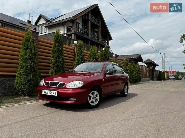 Красный Дэу Сенс, объемом двигателя 1.3 л и пробегом 132 тыс. км за 1699 $, фото 1 на Automoto.ua