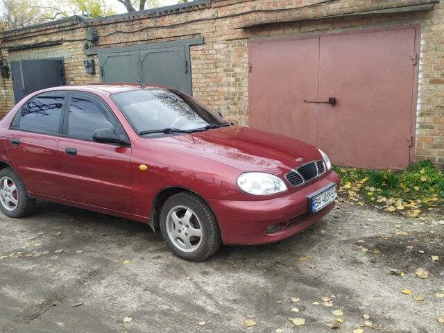 Красный Дэу Сенс, объемом двигателя 1.5 л и пробегом 174 тыс. км за 2300 $, фото 1 на Automoto.ua