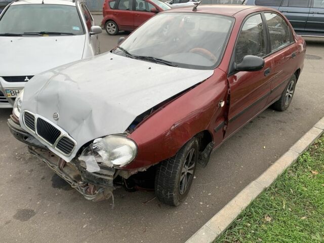 Красный Дэу Сенс, объемом двигателя 1.3 л и пробегом 150 тыс. км за 799 $, фото 1 на Automoto.ua