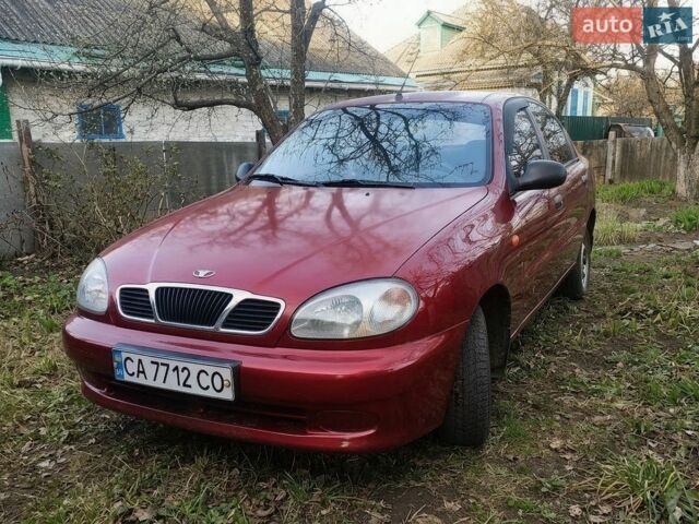 Красный Дэу Сенс, объемом двигателя 1.3 л и пробегом 220 тыс. км за 1750 $, фото 1 на Automoto.ua