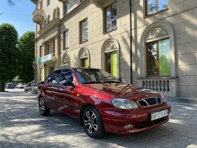 Красный Дэу Сенс, объемом двигателя 1.5 л и пробегом 240 тыс. км за 2500 $, фото 1 на Automoto.ua