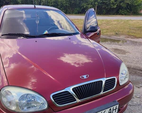 Красный Дэу Сенс, объемом двигателя 1.3 л и пробегом 89 тыс. км за 2100 $, фото 1 на Automoto.ua