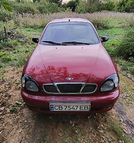 Красный Дэу Сенс, объемом двигателя 1.3 л и пробегом 238 тыс. км за 2100 $, фото 1 на Automoto.ua