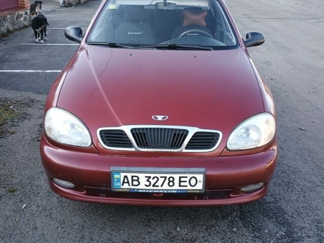 Красный Дэу Сенс, объемом двигателя 1.5 л и пробегом 157 тыс. км за 2750 $, фото 1 на Automoto.ua