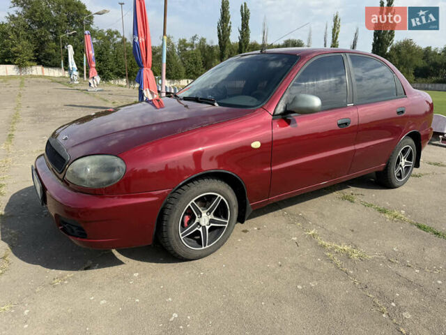Червоний Деу Сенс, об'ємом двигуна 1.3 л та пробігом 229 тис. км за 1799 $, фото 1 на Automoto.ua