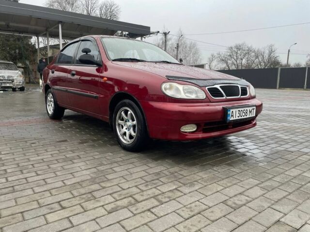 Красный Дэу Сенс, объемом двигателя 1.5 л и пробегом 193 тыс. км за 2600 $, фото 1 на Automoto.ua