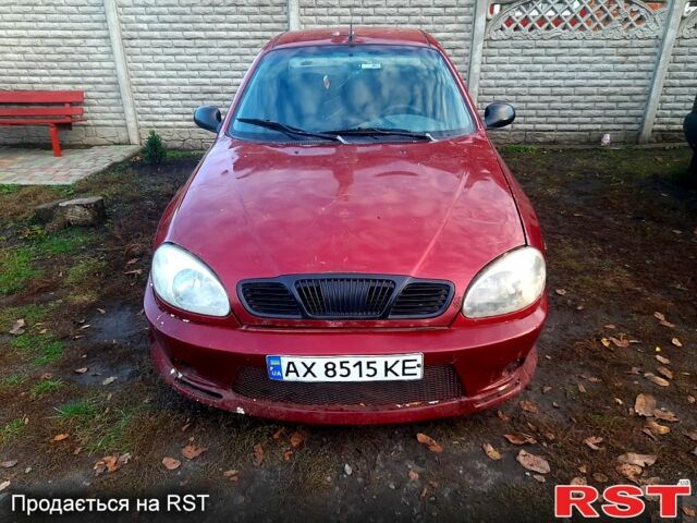 Красный Дэу Сенс, объемом двигателя 1.3 л и пробегом 316 тыс. км за 600 $, фото 1 на Automoto.ua