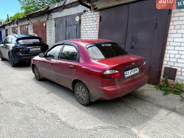 Красный Дэу Сенс, объемом двигателя 1.3 л и пробегом 210 тыс. км за 1200 $, фото 1 на Automoto.ua