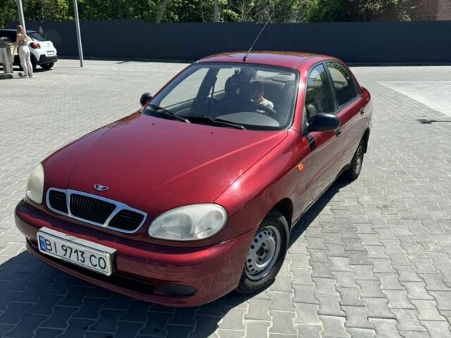 Красный Дэу Сенс, объемом двигателя 1.5 л и пробегом 225 тыс. км за 2100 $, фото 1 на Automoto.ua