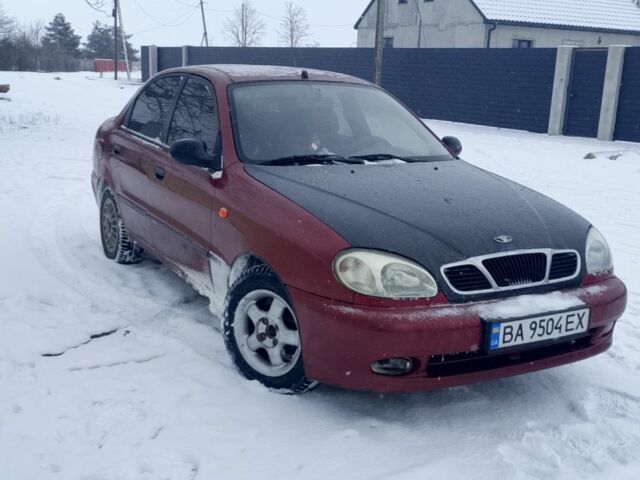 Красный Дэу Сенс, объемом двигателя 1.3 л и пробегом 777 тыс. км за 1387 $, фото 1 на Automoto.ua