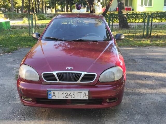Красный Дэу Сенс, объемом двигателя 1.6 л и пробегом 270 тыс. км за 1450 $, фото 1 на Automoto.ua