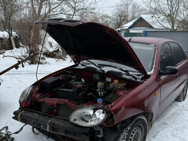 Червоний Деу Сенс, об'ємом двигуна 1.5 л та пробігом 185 тис. км за 1000 $, фото 1 на Automoto.ua