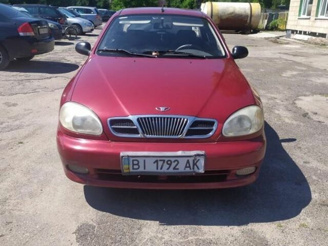 Червоний Деу Сенс, об'ємом двигуна 1.3 л та пробігом 220 тис. км за 2000 $, фото 1 на Automoto.ua