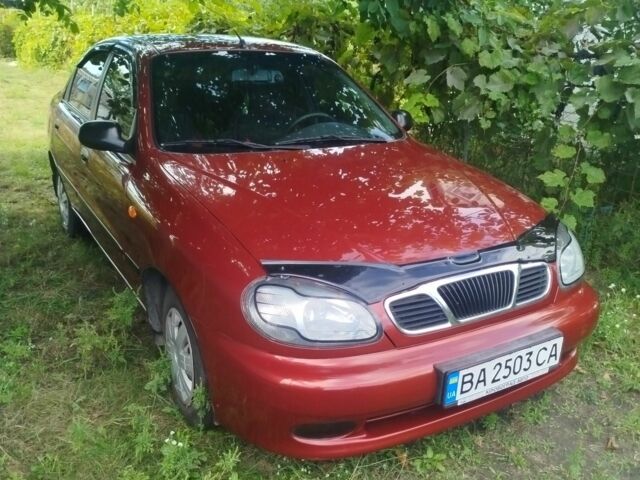 Красный Дэу Сенс, объемом двигателя 1.5 л и пробегом 160 тыс. км за 3296 $, фото 1 на Automoto.ua