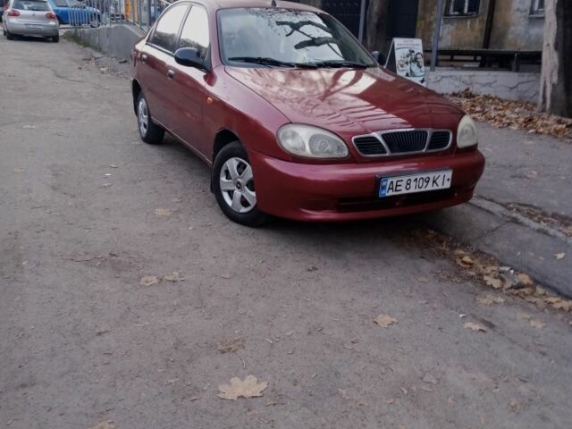 Червоний Деу Сенс, об'ємом двигуна 1.5 л та пробігом 270 тис. км за 1400 $, фото 1 на Automoto.ua